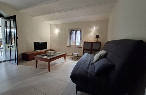 Miribel-Lanchatre Apartment | Gite de Fond Carle