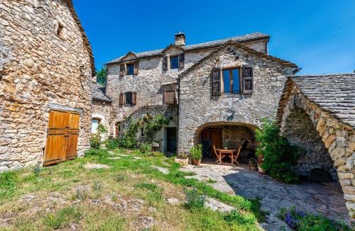 Saint-Pierre-des-Tripiers House | Gite de l'aire a la viale