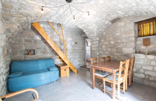 Berrias-et-Casteljau House | Gite de l'écurie