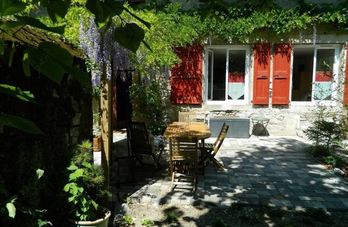 Barby House | GITE DE L'ECOLE - NIVEOLE