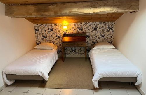 Varennes House | Gite De L'Olivier - Varennes
