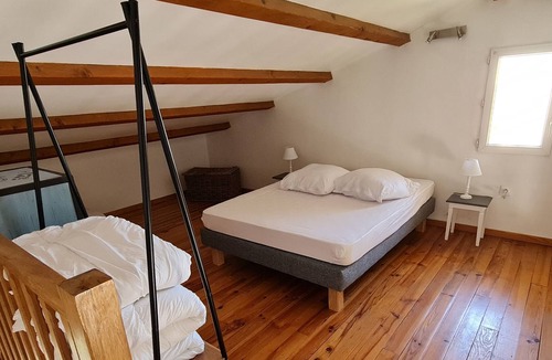 Forcalquier Apartment | Gite de La Badassière 5 Couchages
