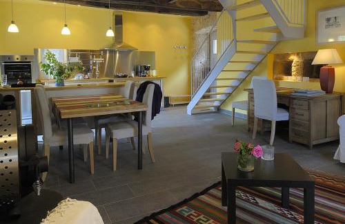 Salles-la-Source House | Gite de la Cascade