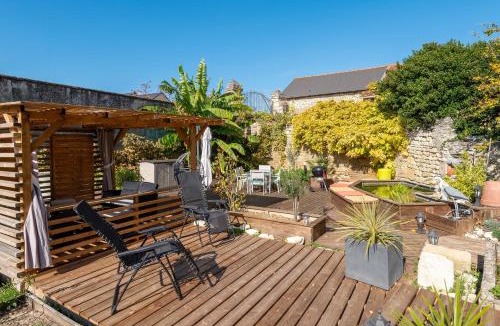 Deneze-sous-Doue Apartment | Gite de la ferme du château 1 - Appt climatisé