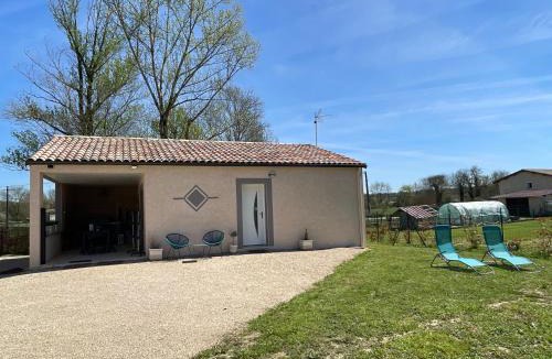 Septfonds House | Gite De La Fontaine Avec Jaccuzi