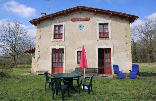 Uzeste House | Gite DE LA Gare - Uzeste