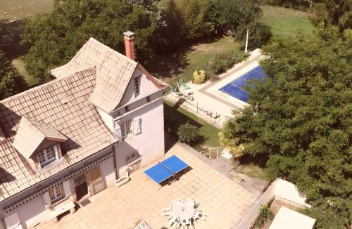 Savignac House | Gite De La Guillone