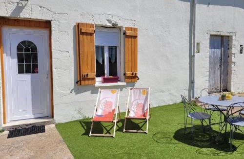 Morannes House | Gite de la Mésange Bleue