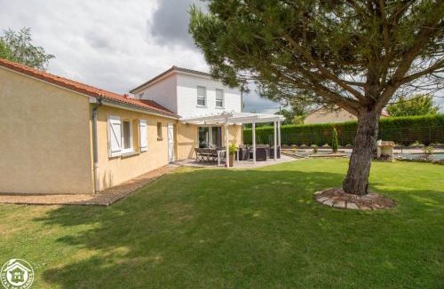 Saint-Ignat House | Gite de la plaine