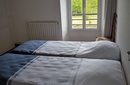 Tribehou House | - Gite de la Veillée -