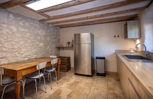 Myans Cottage | Gite De Myans for 15 with Garden, Mountain Views, Private Terrace, BBQ & Wi-Fi