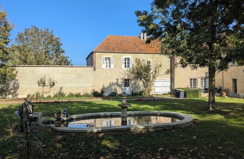Moult-Chicheboville House | Gite de Navarre