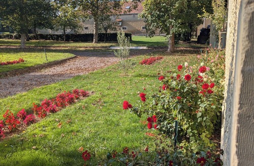 Moult-Chicheboville House | Gite de Navarre