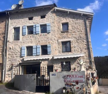 Craponne-sur-Arzon House | Gite de Pontempeyrat