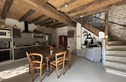 Chamesson House | Gite de scène