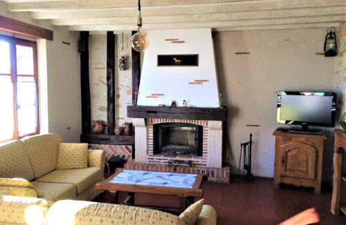 Dhuizon House | Gite de Sologne "les galoches"