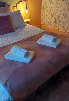 Ecueille House | Gite de Verette