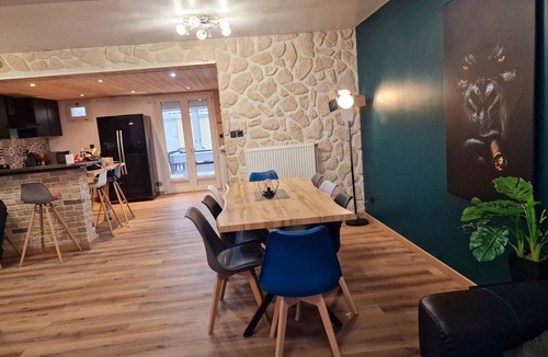 Grand-Fort-Philippe House | Gite des 4L, 4 bedrooms near the beach