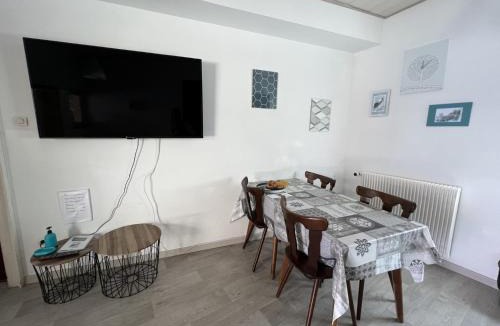 Mittelwihr House | Gite des cigognes bleu