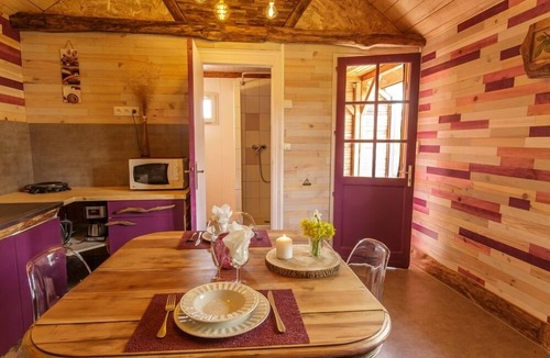 Saint-Prix House | Gite des fleurs - Myrtille