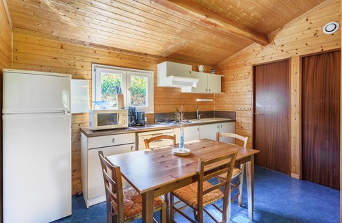 Saint-Prix House | Gite des fleurs - Pervenche