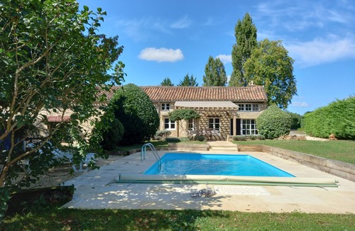 Sauveterre-la-Lemance Cottage | Gîte des Lavandes with private pool