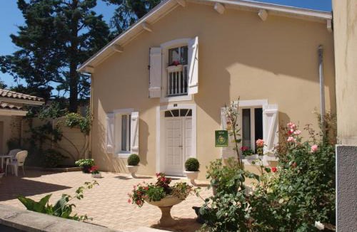 Aire-sur-l'Adour House | Gite des graverots