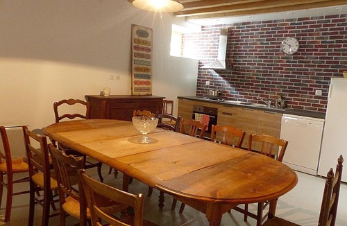 Roanne House | Gite des Loges du Château de Matel