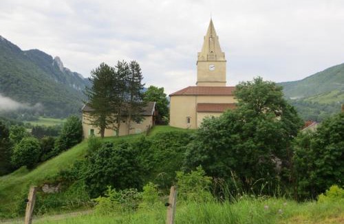 Saint-Agnan-en-Vercors Apartment | Gite des Ravières - Vernaison