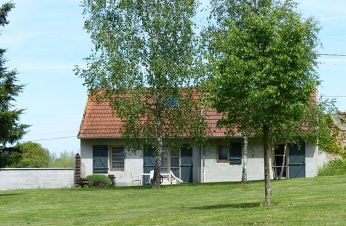 Dompierre-sur-Besbre Cottage | Gite Dompierre-sur-Besbre, 2 bedrooms, 4 persons