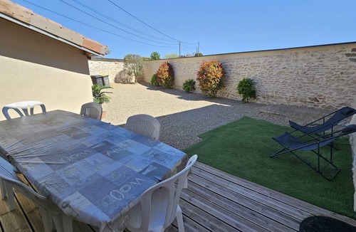 Les Echets House | Gite du Beaujolais