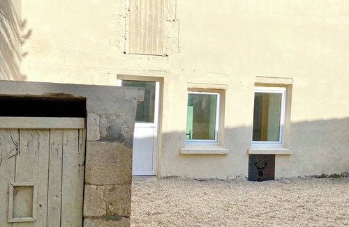 Avaray House | Gite du cerf