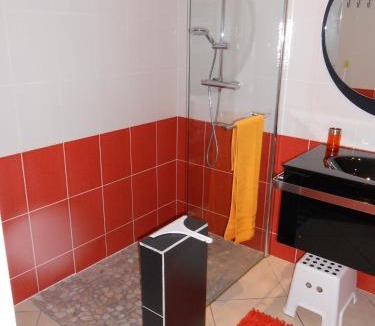 Hotonnes House | Gite du Cret