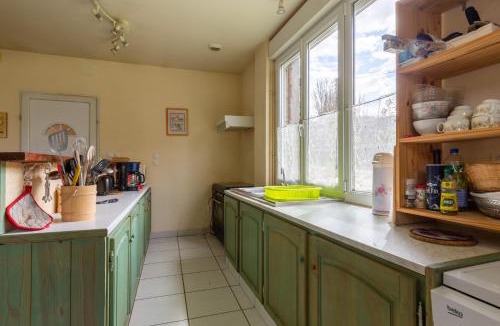 Entre-Deux-Monts House | Gite Du Dombief