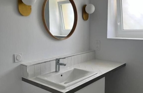 Les Salles-De-Castillon House | Gite du pin