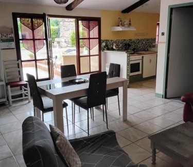 Doulezon House | Gite du Grand-Pas