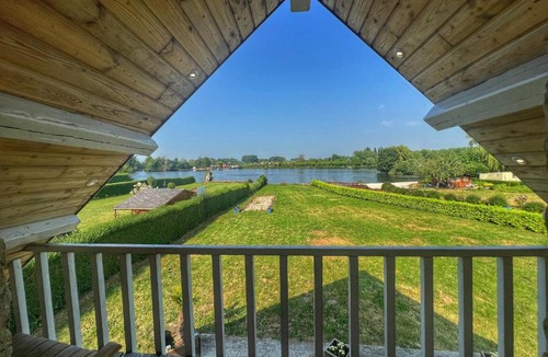 Ardres House | Gite du lac du Palentin Ardres