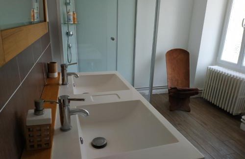 Payroux House | Gite du lavoir