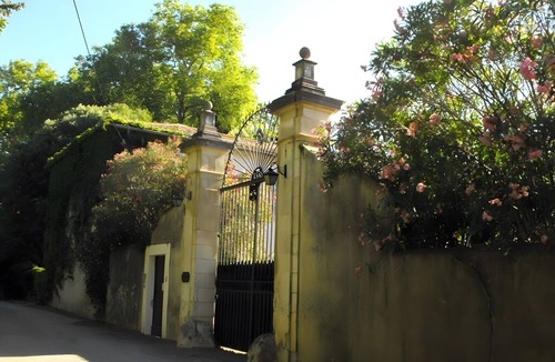 Costieres House | Gite du Mas Affortit in Nîmes