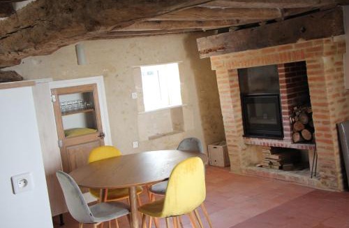 Artannes-sur-Indre House | Gite du Moulin de Balzac