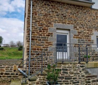 Brecey House | Gite Du Palefrenier