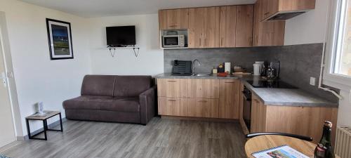 Omonville-la-Rogue Apartment | Gite du Palis - studio vue mer