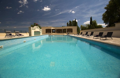 Forcalquier Cottage | Gite du Plan des Aires with swimming pool