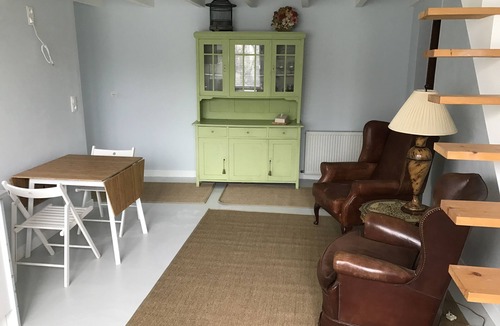 Mortagne-sur-Gironde Apartment | Gite du Port