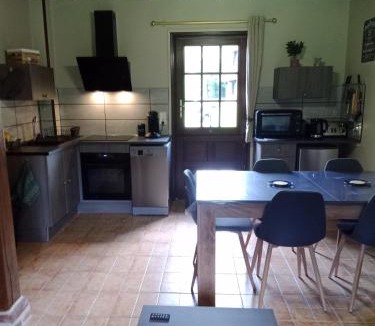 Le Faulq House | gite du pressoir