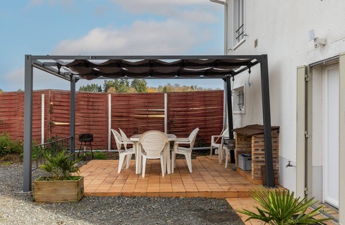 Noyers-sur-Cher House | Gîte Du Ptit Lou with Private Terrace, Garden & Wi-Fi in Noyers-sur-Cher