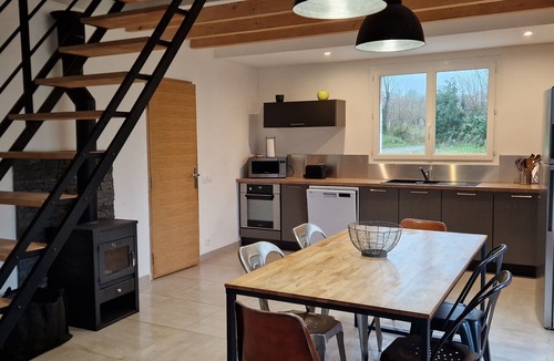 Colleville-sur-Mer Cottage | Gîte Dune between orchard and Omaha beach