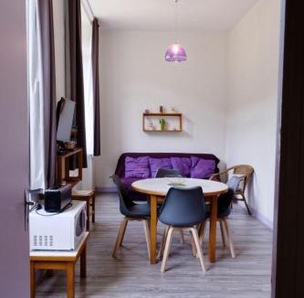 Laval-sur-Luzege House | Gite ecole