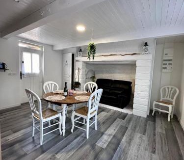 Saint-Remy-Boscrocourt House | Gite EGLANTINE