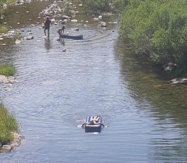 Usclades-et-Rieutord House | Gite en Ardèche en face de la rivière